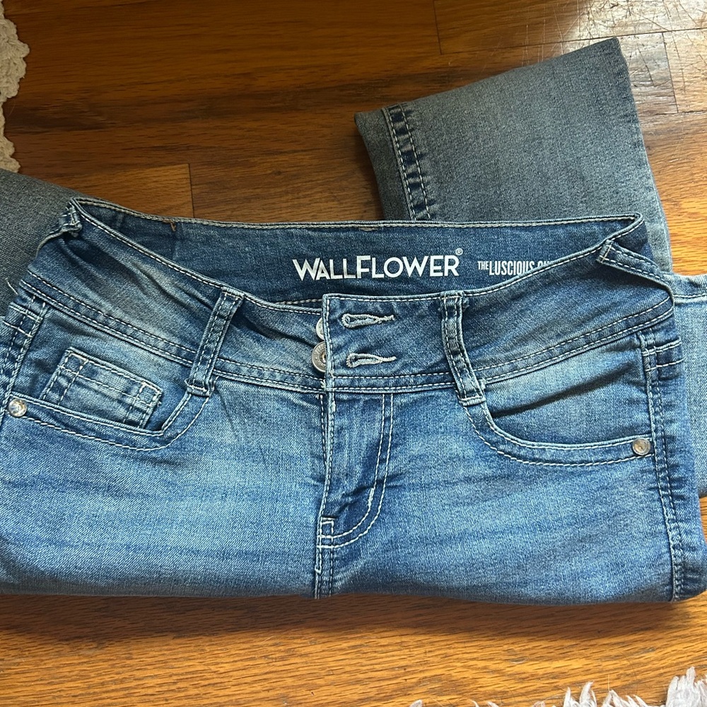 Wallflower Women's Blue Jeans